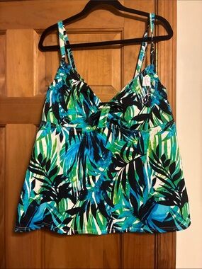 Women’s Tropical Print swimsuit Tankini Top in Green & Blue